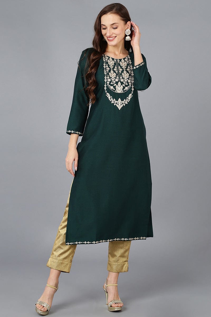 Green Silk Blend Solid Embroidered Straight Kurta VCK9080