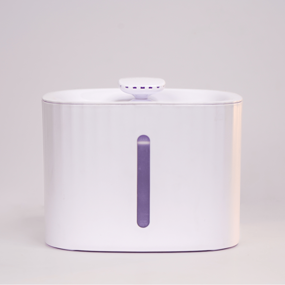 Skatrs Water Fountain with Adapter for Dogs and Cats (White) Skatrs Water Fountain with Adapter for Dogs and Cats (White) - 2L