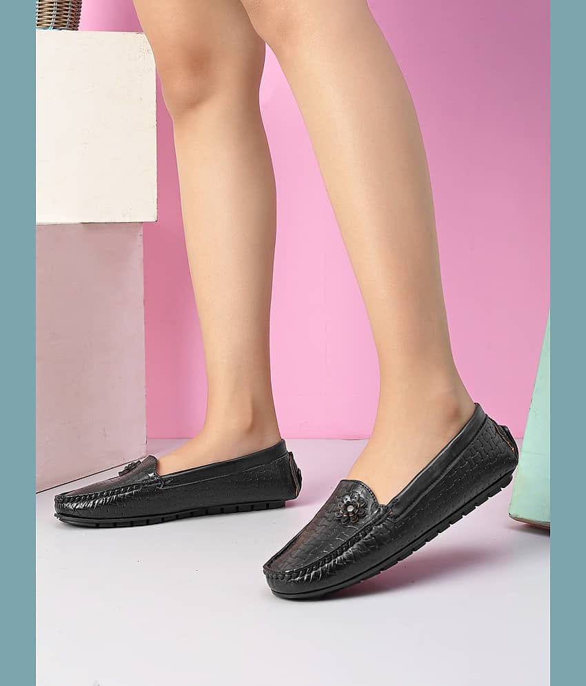 Sir Corbett Black Women's Loafers