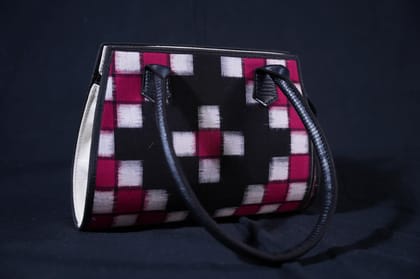 Stylish Vanity Bag Stylish Vanity Bag