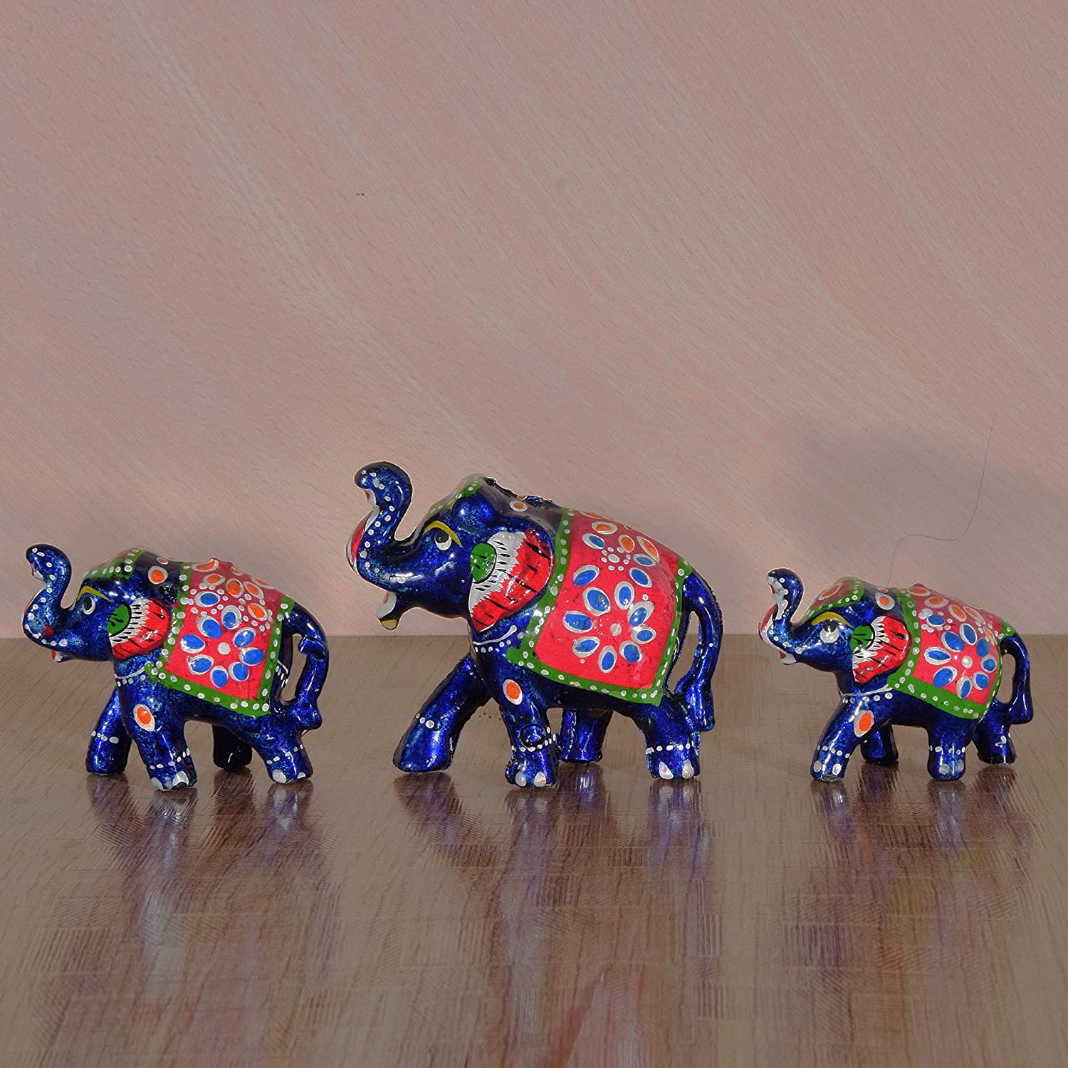 DreamKraft Handcrafted Set of 3 Showpiece Special Elephant for Decoration and Gift Purpose (9X6 cm,7X5 cm,6X4 cm)