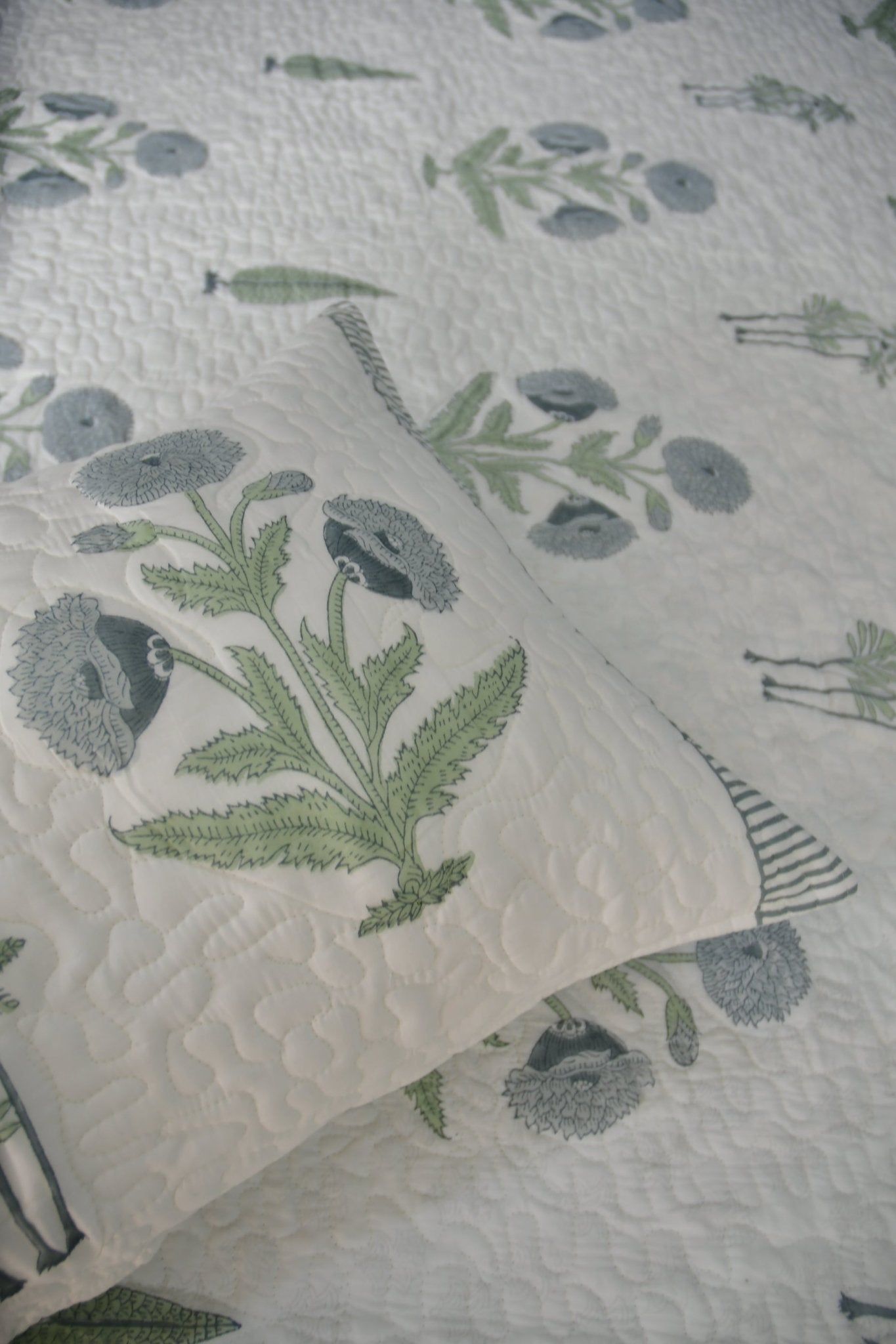 Blue Grey Poppy Quilted Bedcover : Aesthetically Modern King size 90x108 inches