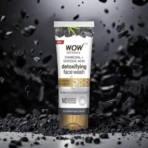 Wow Skin Science Charcoal + Glycolic Acid Detoxifying Face Wash, Oil Control + Gentle Exfoliation - 100 ml