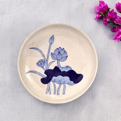 Handcrafted Floral Pattern Blue Pottery Decorative Plate