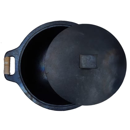 Longpi Black Stone Pottery Casserol Large (1TPTUTIKA00210) Longpi Black Stone Pottery Casserol Large (1TPTUTIKA00210)