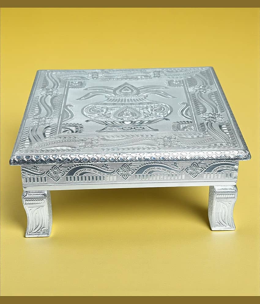 Sigaram Chowki 1 Silver Plated Chowki ( Pack of 1 )