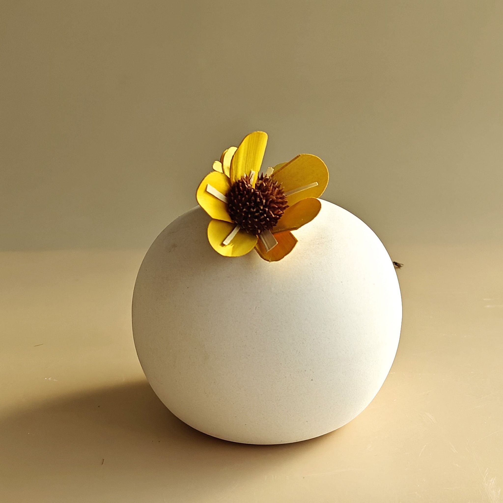 Snow Ball Vase