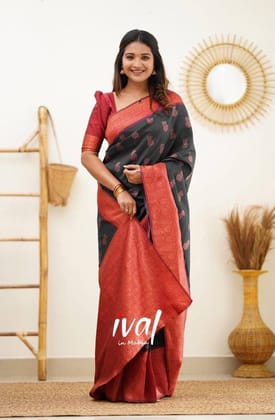 Zari Work Silk Saree With Blouse Piece