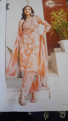 Elegant orange Floral Kurta Set with Dupatta