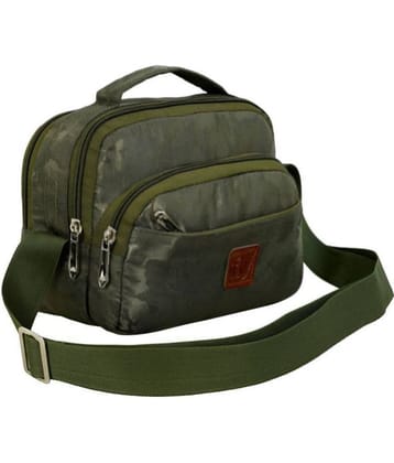 Leather World Green Solid Messenger Bag