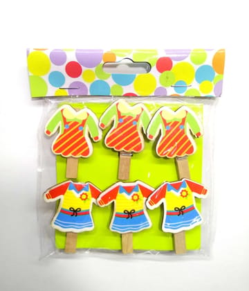 Wooden Photo Clips - Baby Dress 2 - 6 Pcs Set Wooden Photo Clips - Baby Dress 2 - 6 Pcs Set