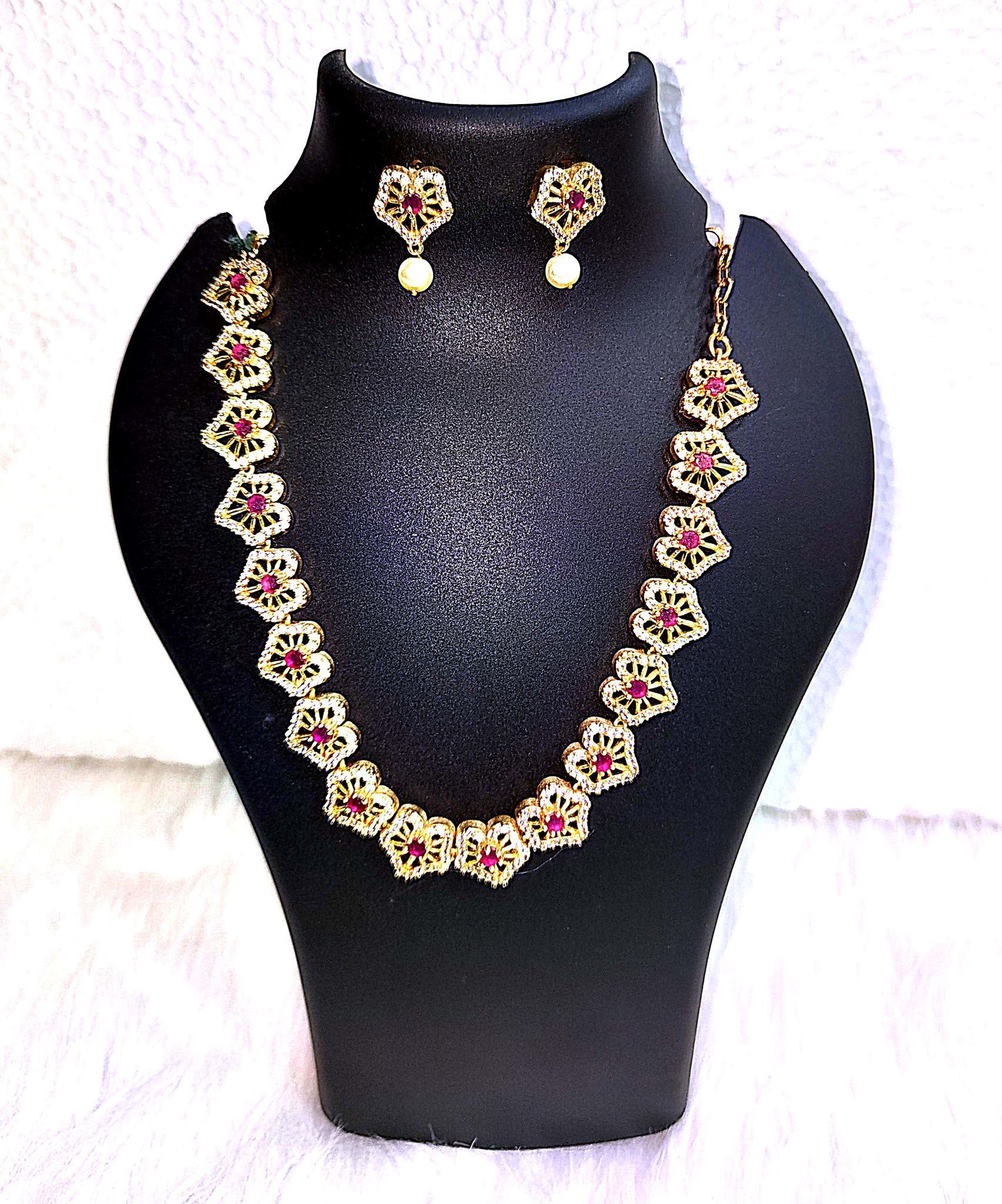 Gold-plated red stone necklace set