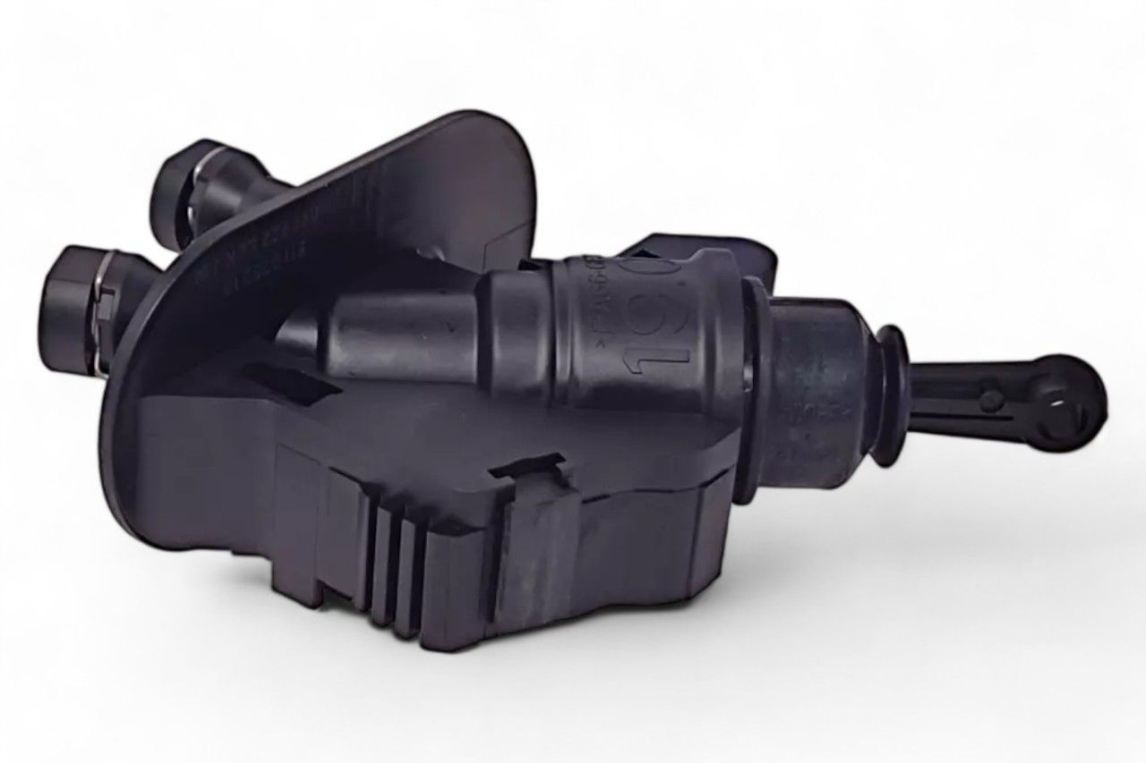 Luk Clutch Master Cylinder 5110353100