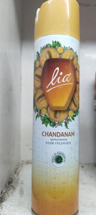 Lia Chandanam Room freshener 