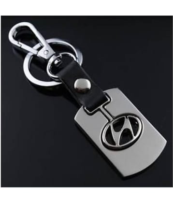 Americ Style Premium Quality Swinging Hyundai Logo Keychain with Chrome Metal Locking Key chain
