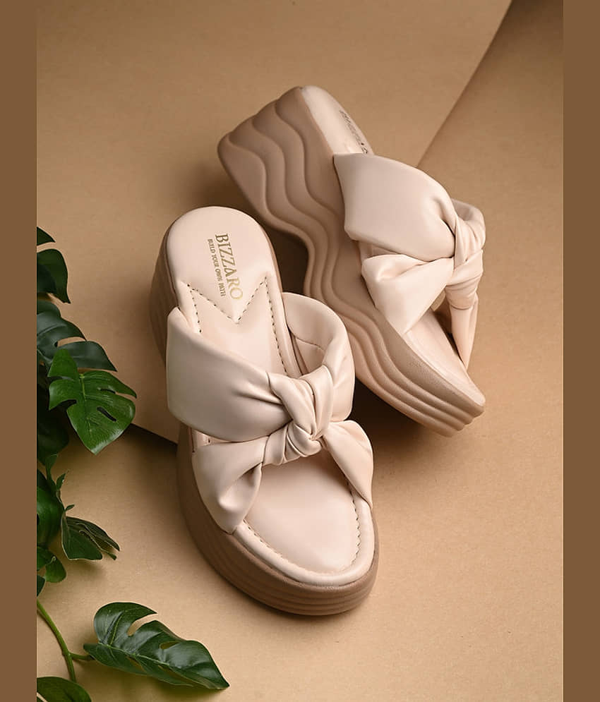 BIZZARO Off White Women's Flats