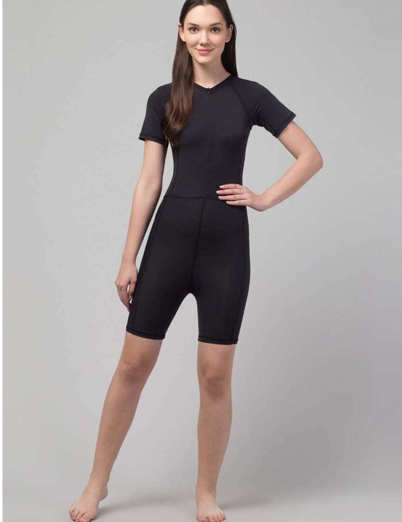 Womens Polyester Spandex Solid Above Knee Slip On Round Neck Swimsuit Set Size M (Black)