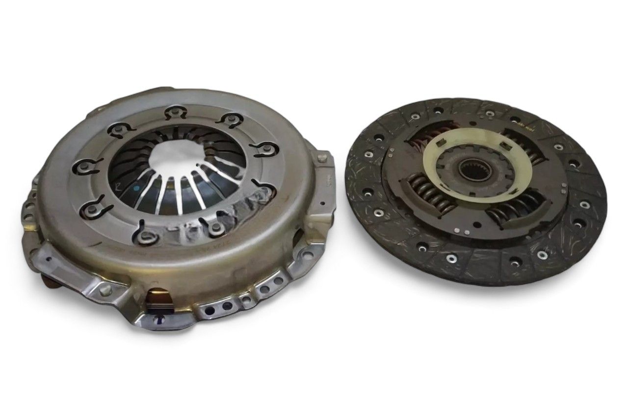 Tata Clutch Set (Disc+Pressure Plate) 885527240101N