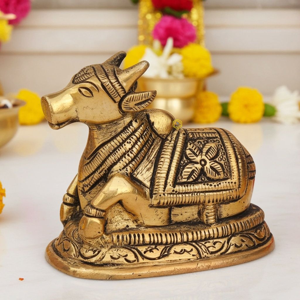 Brass Showpiece Nandi Medium Statue - Devotional Home Decor Idol, Height : 2.3 Inch (BSMAS1291 C)