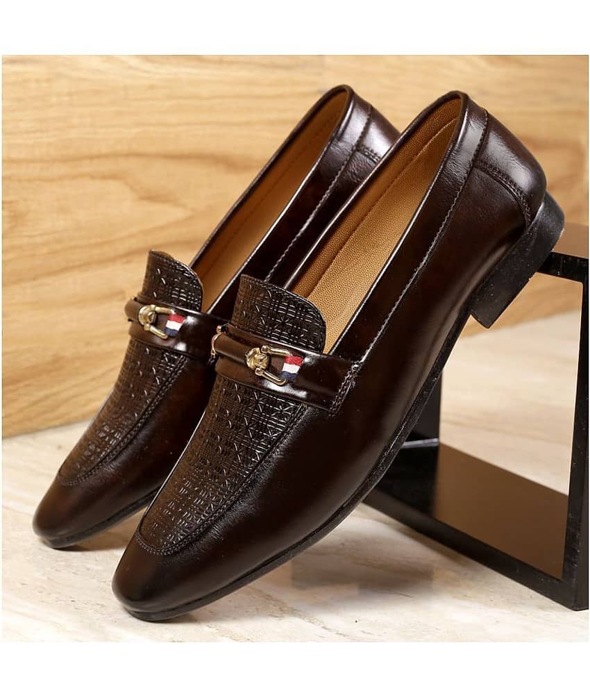 YUVRATO BAXI Brown Loafers