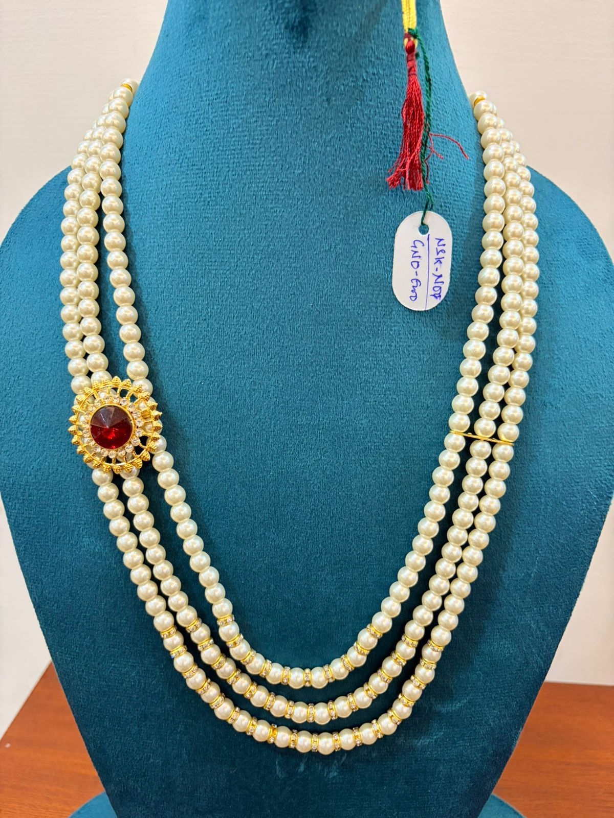 3 line white pearl necklace with red stone for grrom and party waer