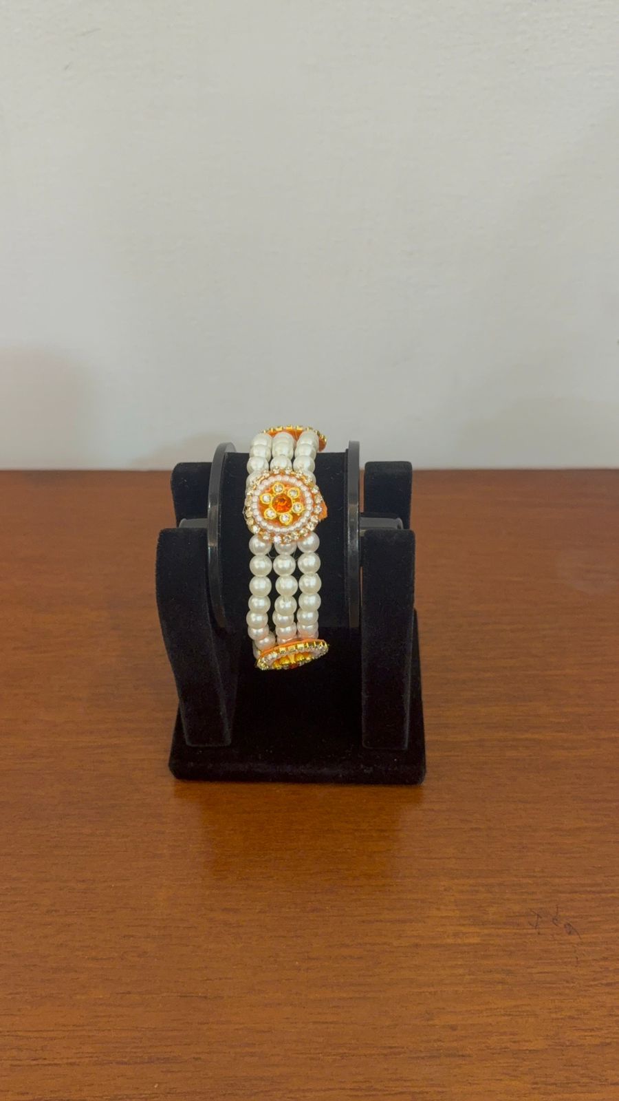red flower design moti pearl bracelet with crystal stone border