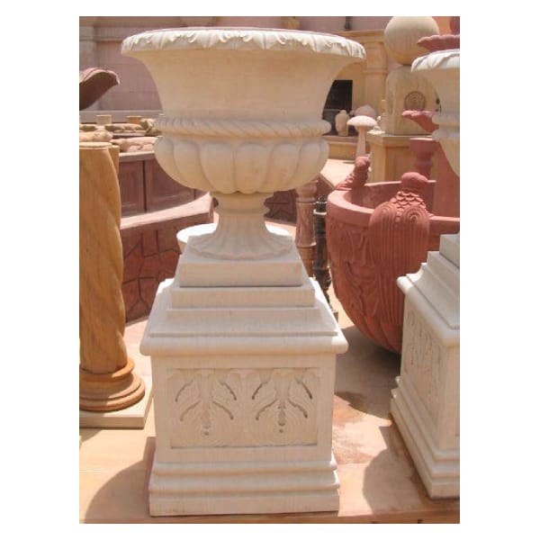 Round Shaped Smooth Finish Marble Garden Gazebo