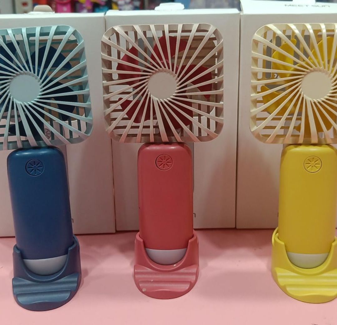 Esmi- *Compact Mini lamp Fan with mobile Stand*