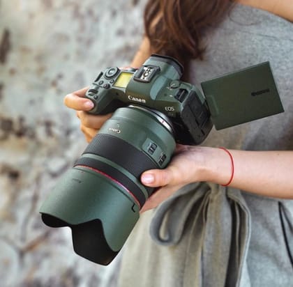 WrapCart Super Green Matte Textured Camera Skin