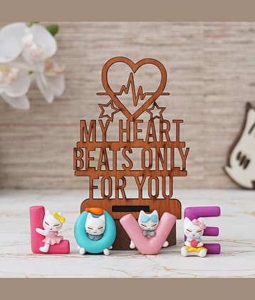 eCraftIndia Red Wood Valentine Hamper