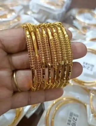 Shimmering Chic Bracelet & Bangles Shimmering Chic Bracelet & Bangles