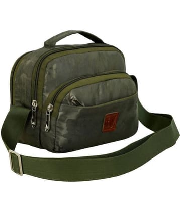 Leather World Green Solid Messenger Bag