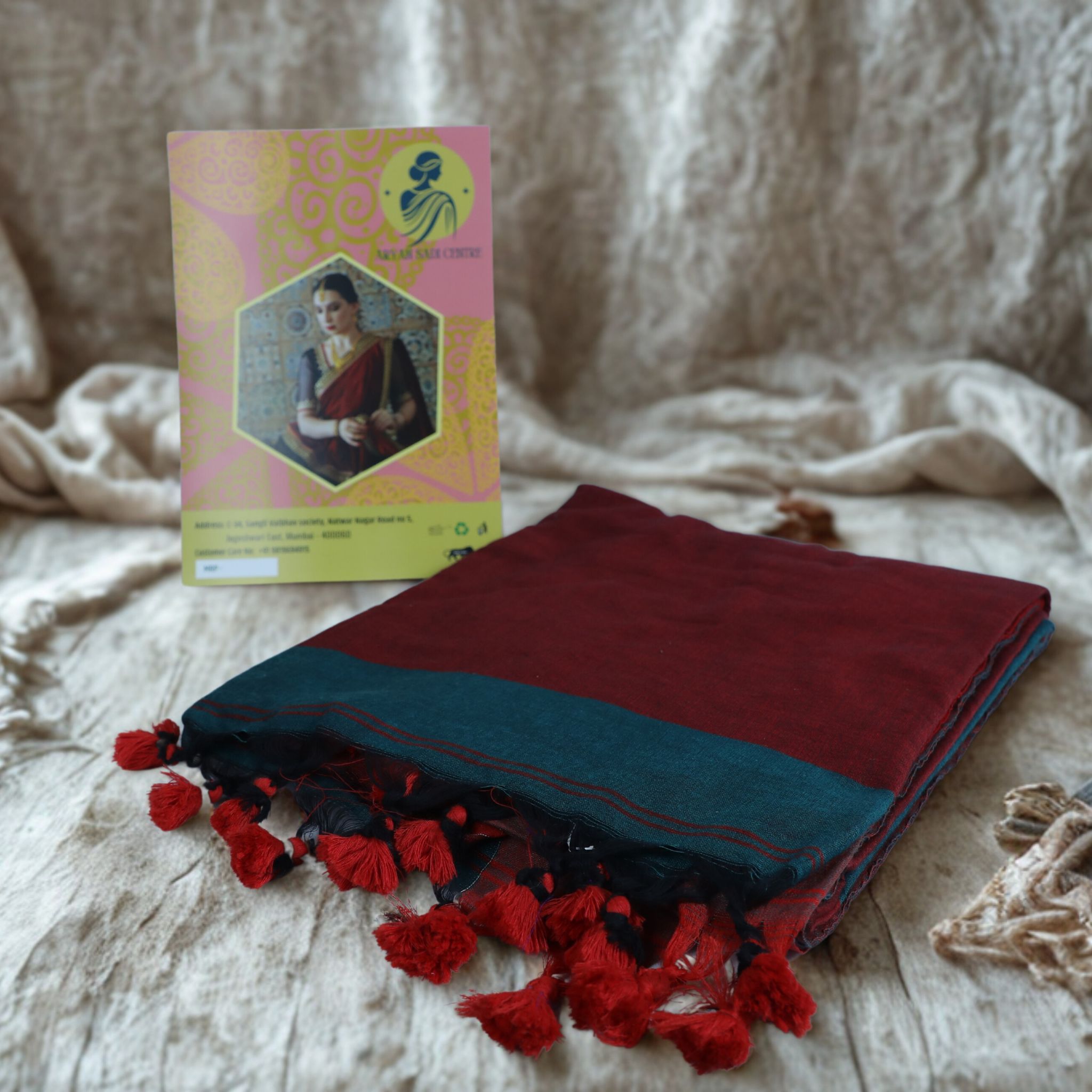 Saree 1 piece Each [26X2X42cm]