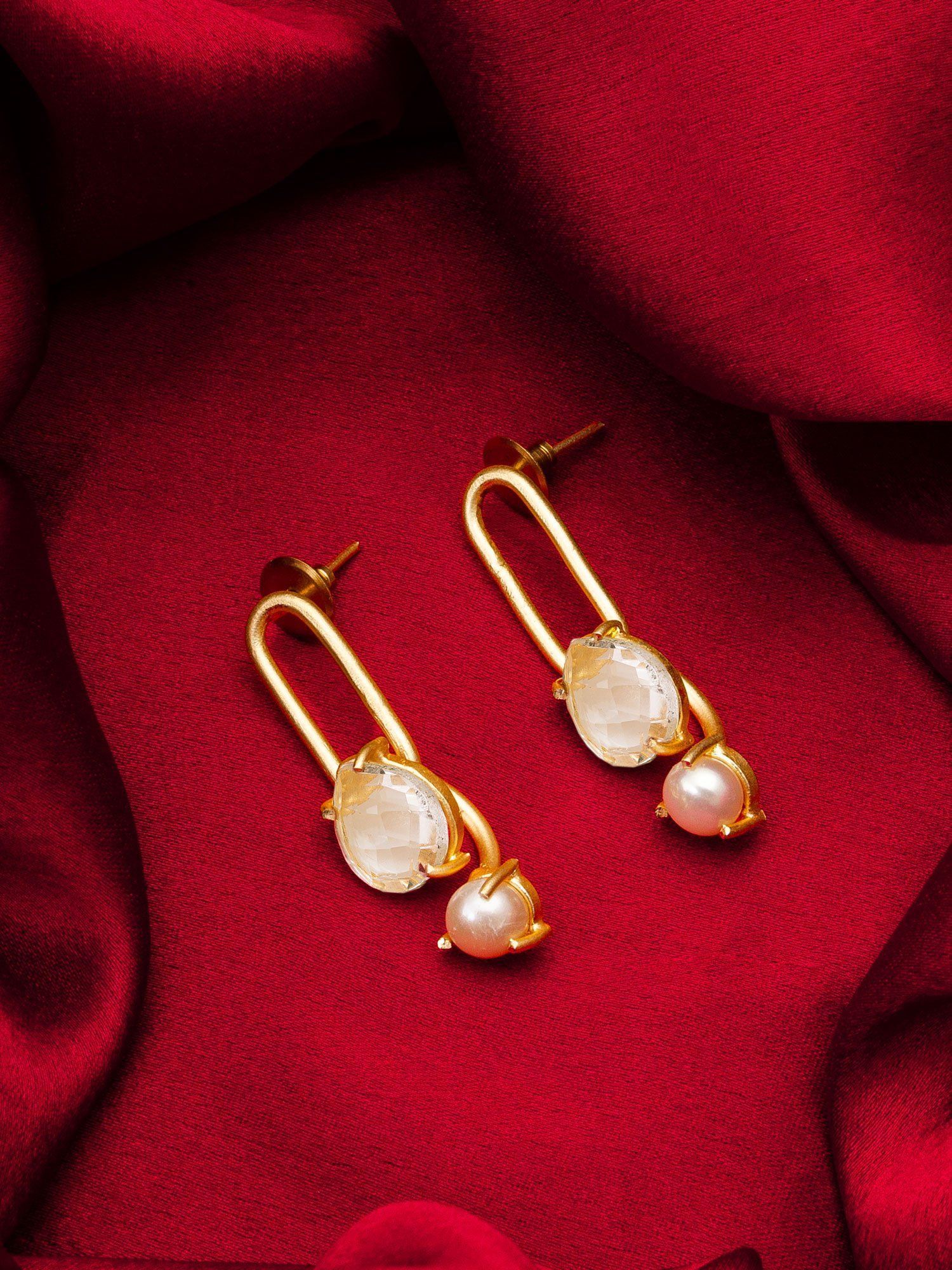 Morison Golden Star Earrings Shine Bright