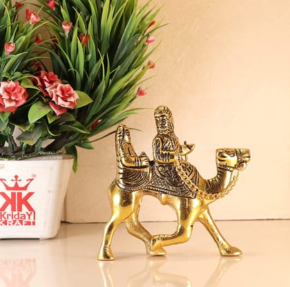 DreamKraft Rajasthani Couple Cultural Statue Sitting on Camel DreamKraft Rajasthani Couple Cultural Statue Sitting on Camel