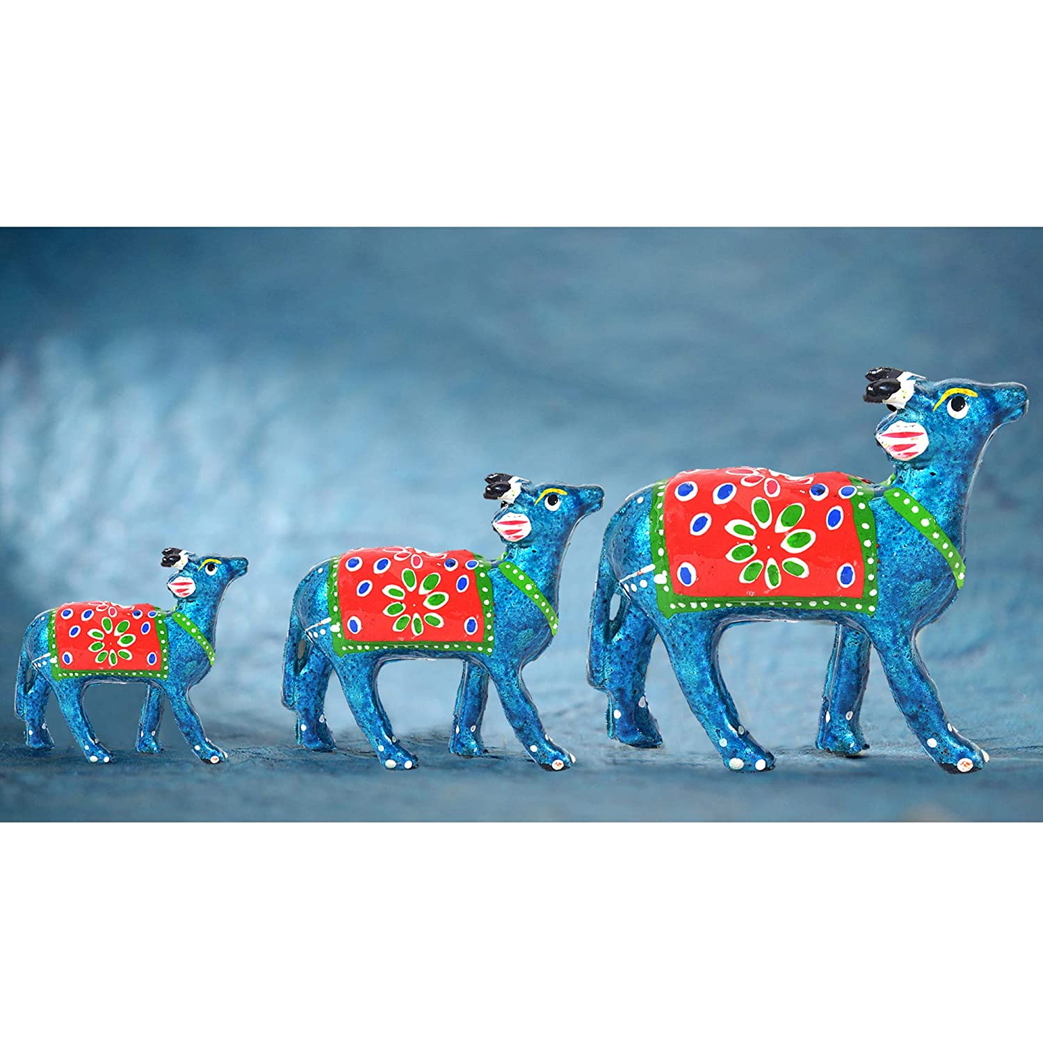 DreamKraft Paper Mache Cow Showpiece (Set of 3, SkyBlue)