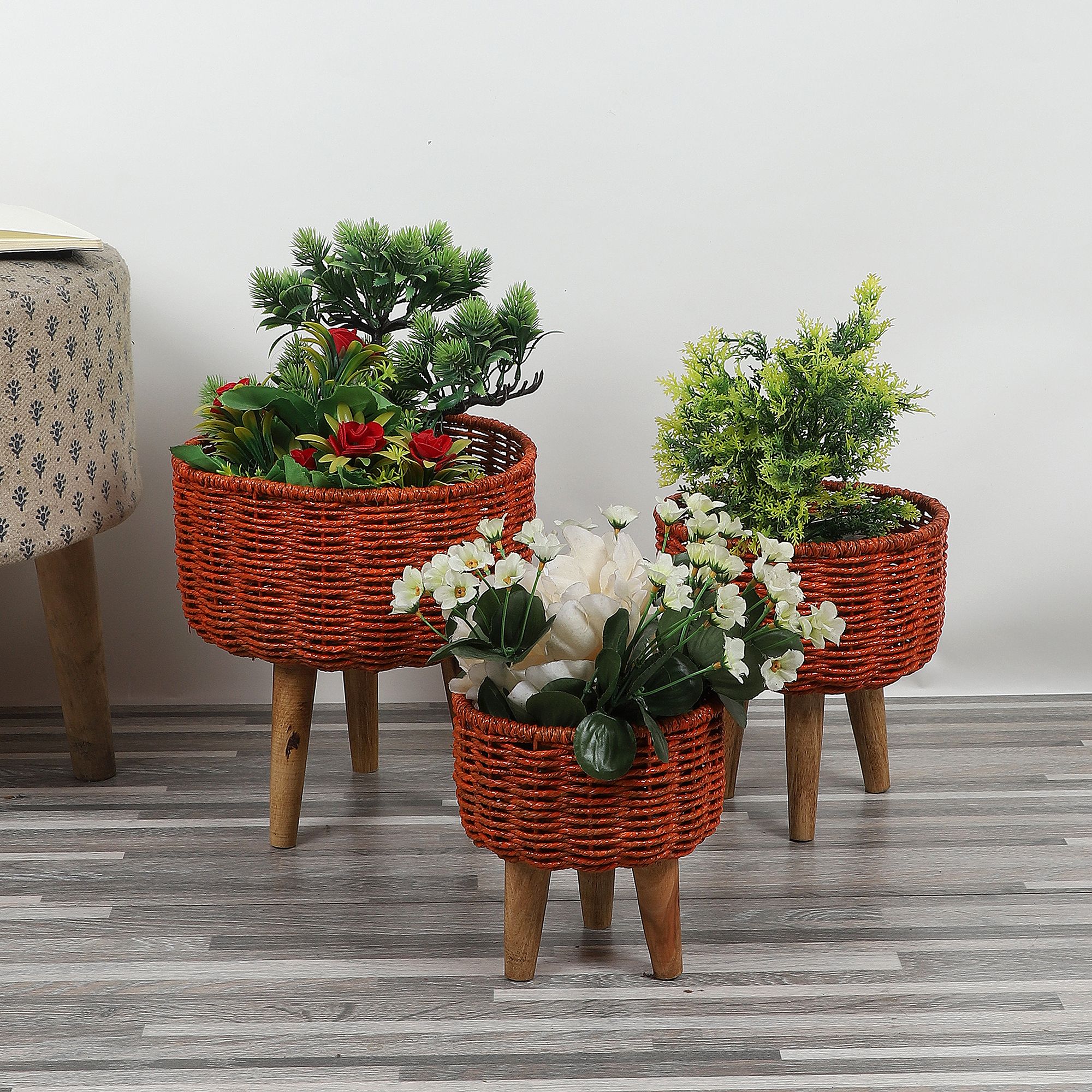 Jute & Metal Red Planter Set with Wooden Legs Set of 3