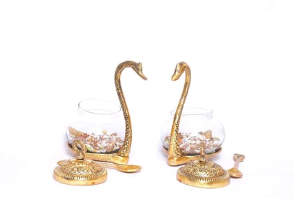 Dreamkraft Metal Kissing Swan (Duck) Glass Bowl with Spoon for Saunf Supari Tray, Dry Fruit and Candy, Mukhwas Traditional Serving Bowl Set (Gold - 12 x 9 x 15 cm) Dreamkraft Metal Kissing Swan (Duck) Glass Bowl with Spoon for Saunf Supari Tray, Dry Fruit and Candy, Mukhwas Traditional Serving Bowl Set (Gold - 12 x 9 x 15 cm)