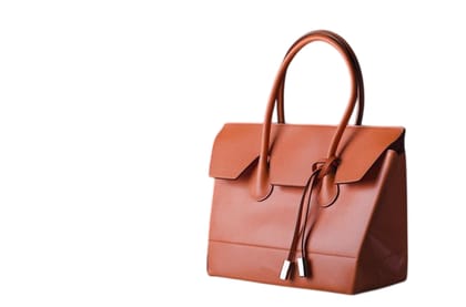 Elegant Brown Leather Handbag - Stylish and Structured for Any Occasion