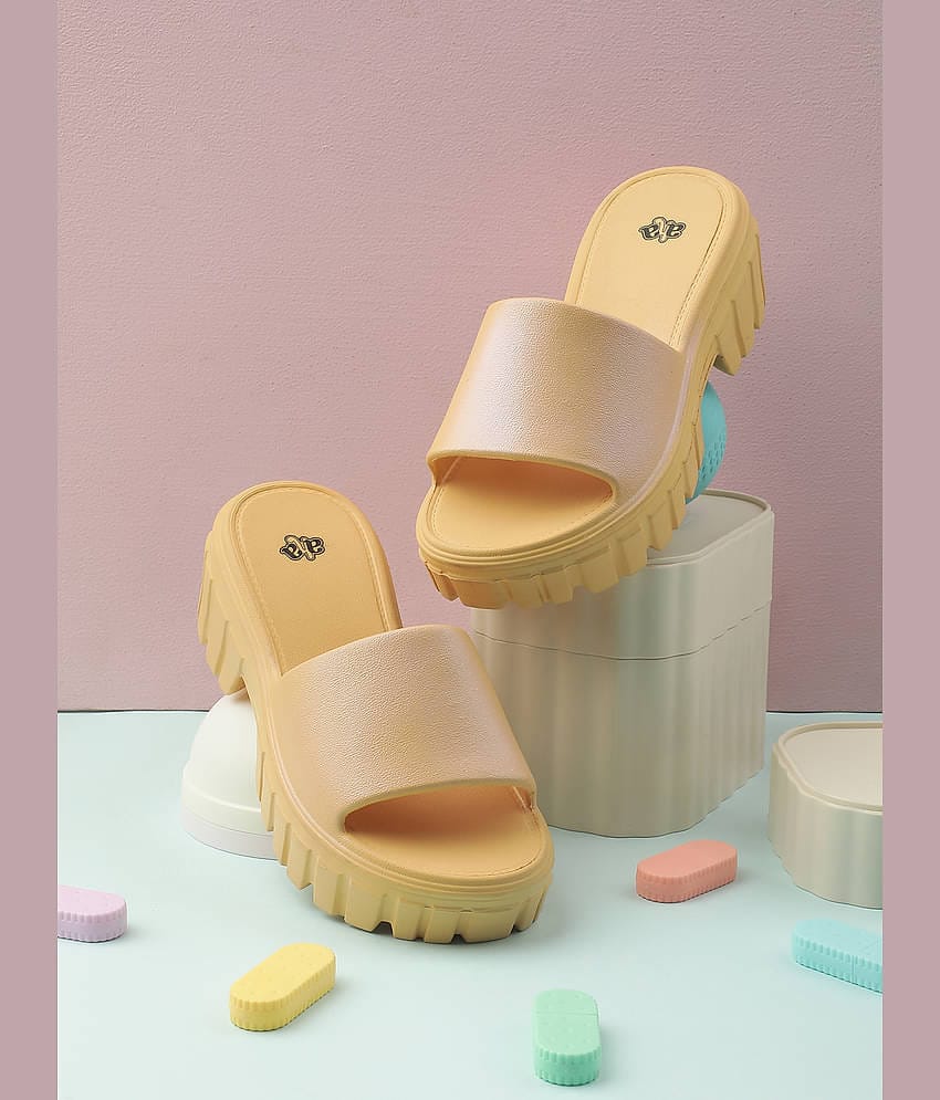 Liberty Yellow Women's Flats