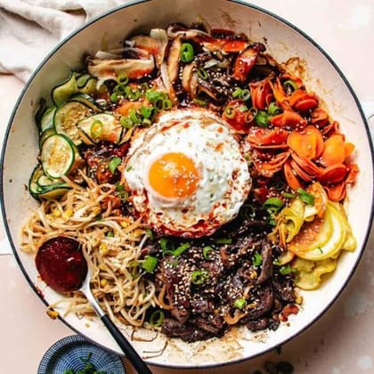 Korean Bibimbap Meal Bowl - 700 gm - One bowl of pre-assembled Bibimbap
