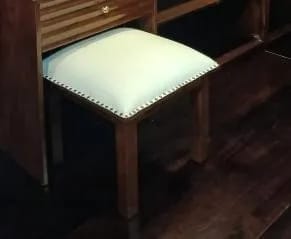 STOOL