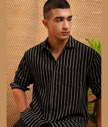 Highlander Cotton Blend Relaxed Fit Striped Full Sleeves Men's Casual Shirt - Multicolor ( Pack of 1 )