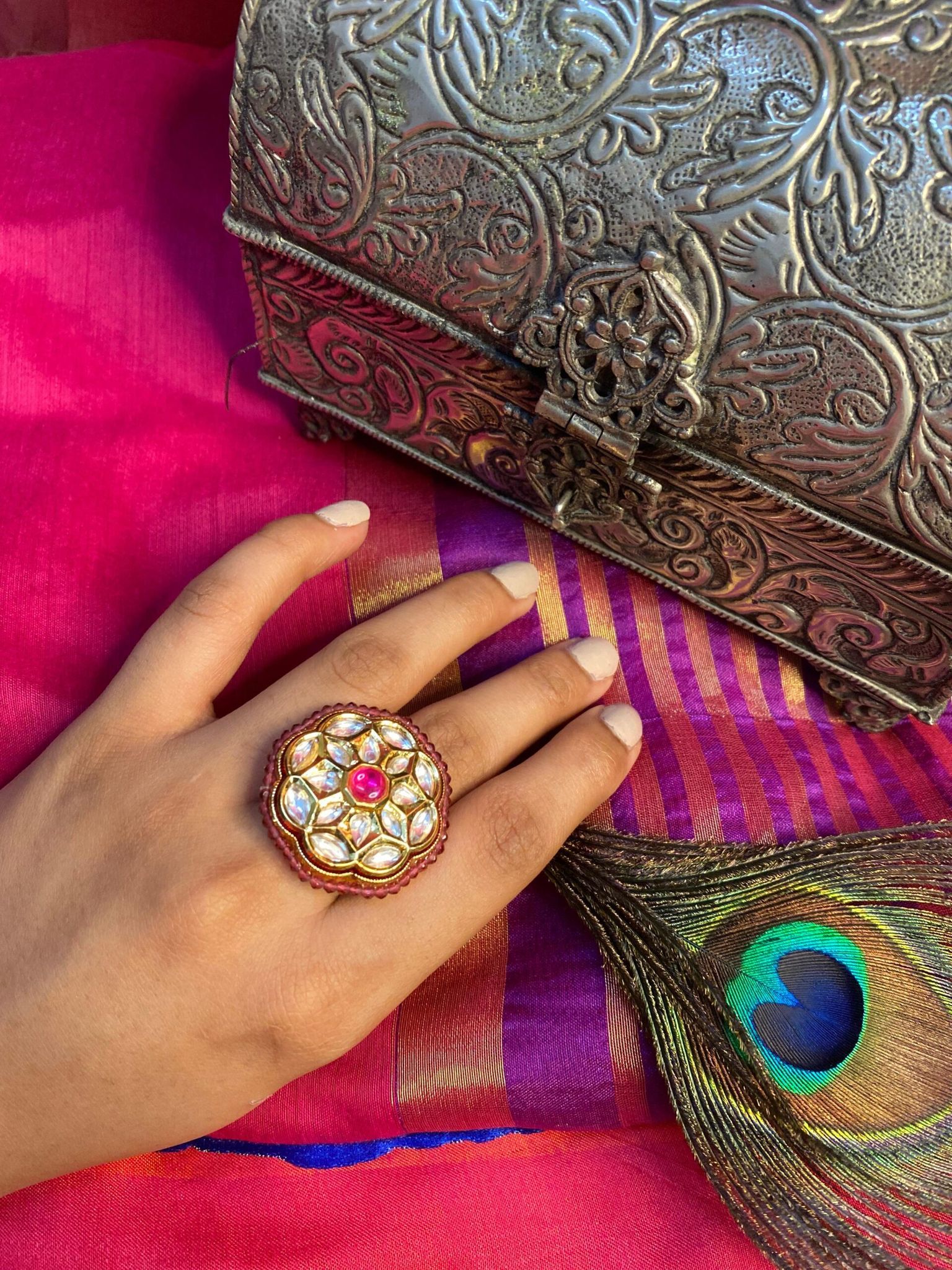 Gulzaar Glow Ring
