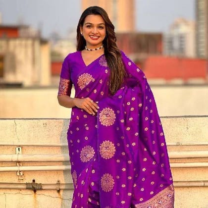 Kasturi Trendz Banarasi Silk Saree Zari Jacquard