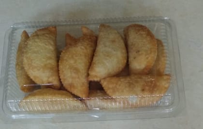 Traditional Crispy Gujiya (500g) | Golden Fried Sweet Dumplings | Festive Celebration