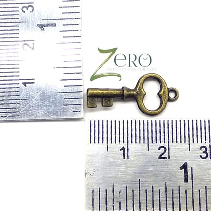 Brand Zero Vintage Metal Charms - Key Design 1 - Pack of 1 Pcs - 22mm*10mm*2mm Brand Zero Vintage Metal Charms - Key Design 1 - Pack of 1 Pcs - 22mm*10mm*2mm