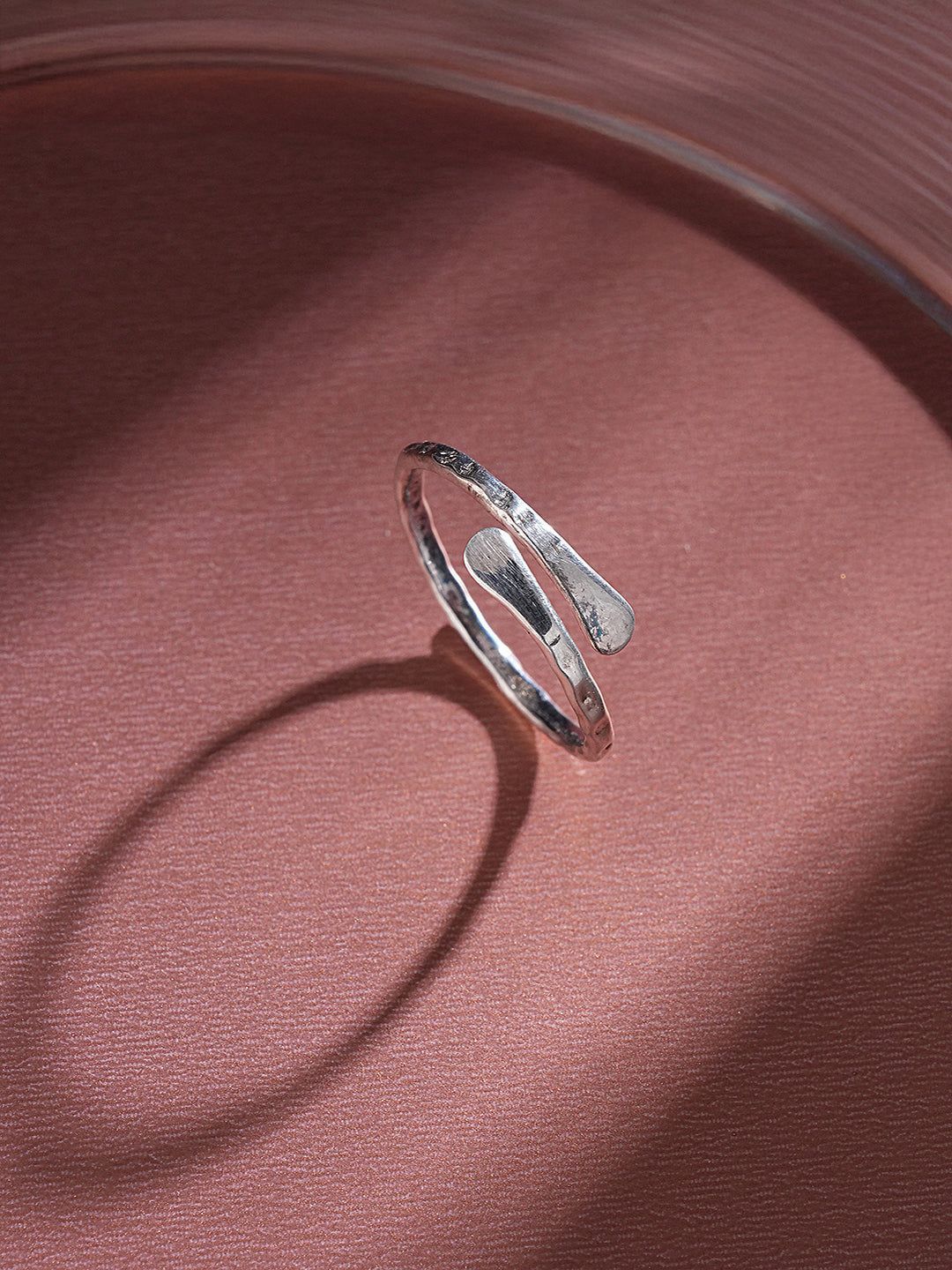 925 Sterling Silver Quirky  Minimal Statement  Band Finger Ring