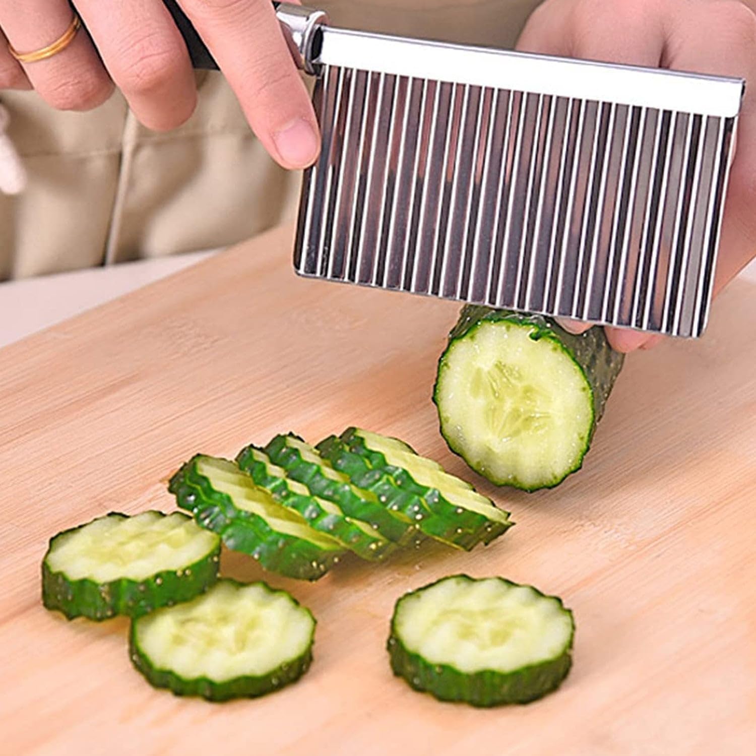 DHRUVINSRI Stainless Steel Crinkle Cutter Knife for Salad and Vegetables