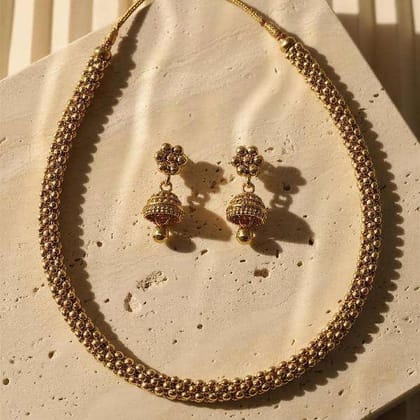 Classic Gold Beaded Necklace Set Classic Gold Beaded Necklace Set